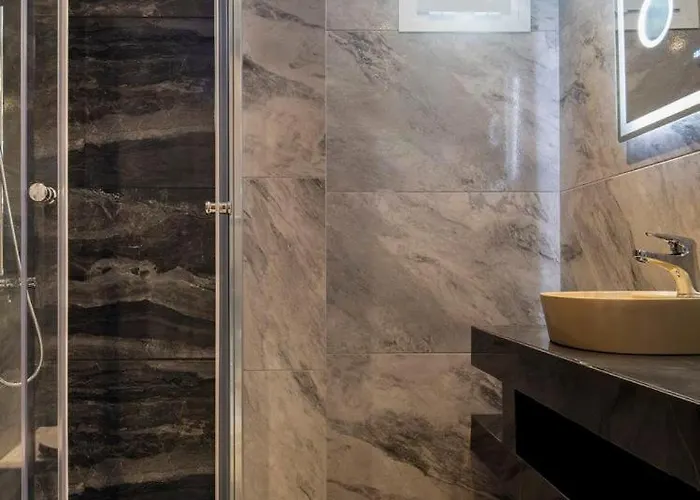 Velky Sen Luxury Sarti